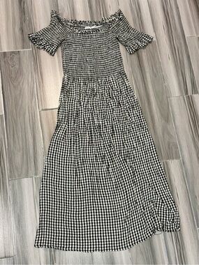 Kimchi Blue Black and White Gingham Off-Shoulder Maxi Dress